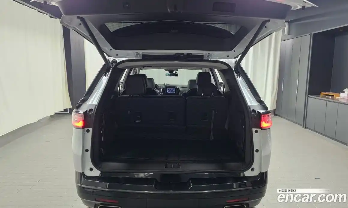 Chevrolet Traverse 2021 3.6 Автомат в Москве № 1238402, фото 20