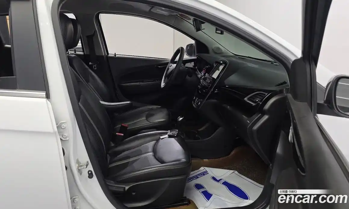 Chevrolet Spark 2019 1.0 Автомат в Москве № 1239848, фото 12