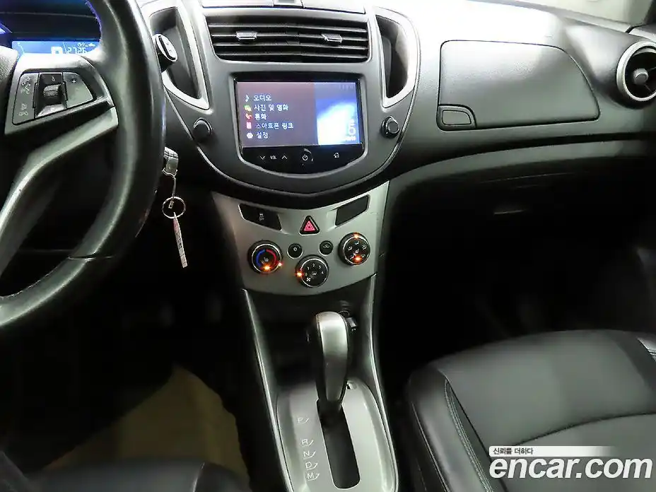 Chevrolet Trax 2016 1.6 Автомат в Москве № 1239881, фото 17