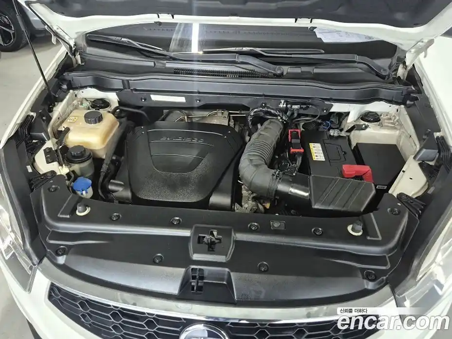 SsangYong Korando 2015 2.0 Автомат в Москве № 1242206, фото 19