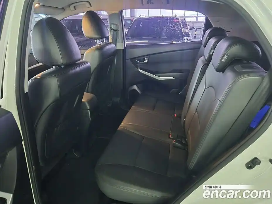 SsangYong Korando 2015 2.0 Автомат в Москве № 1242206, фото 10