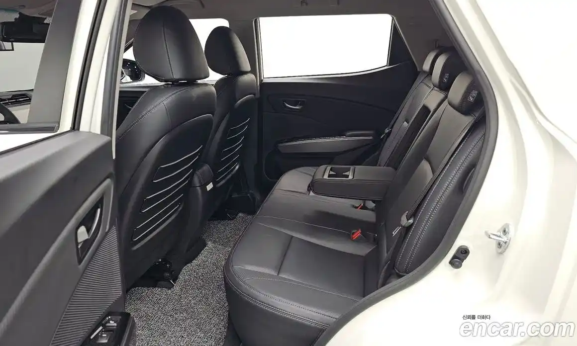 SsangYong TIBOLI 2025 1.6 Автомат в Москве № 1231898, фото 11