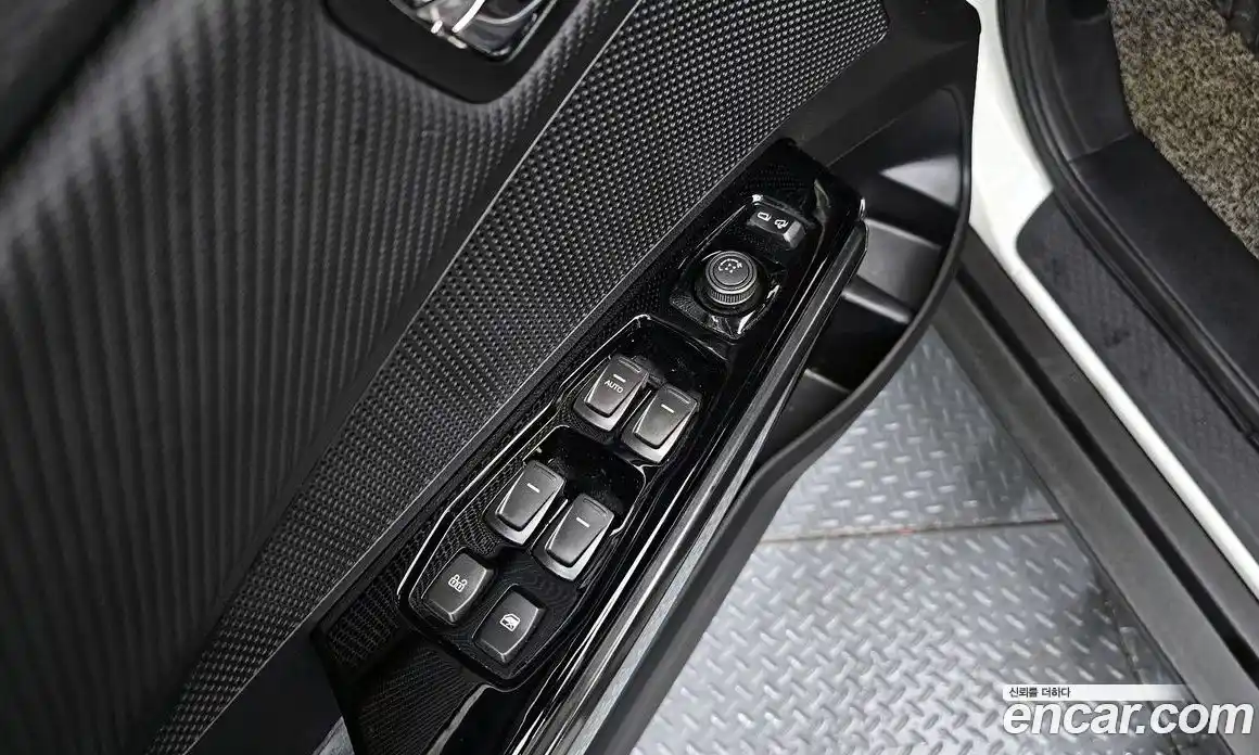 SsangYong TIBOLI 2020 1.5 Автомат в Москве № 1231911, фото 12