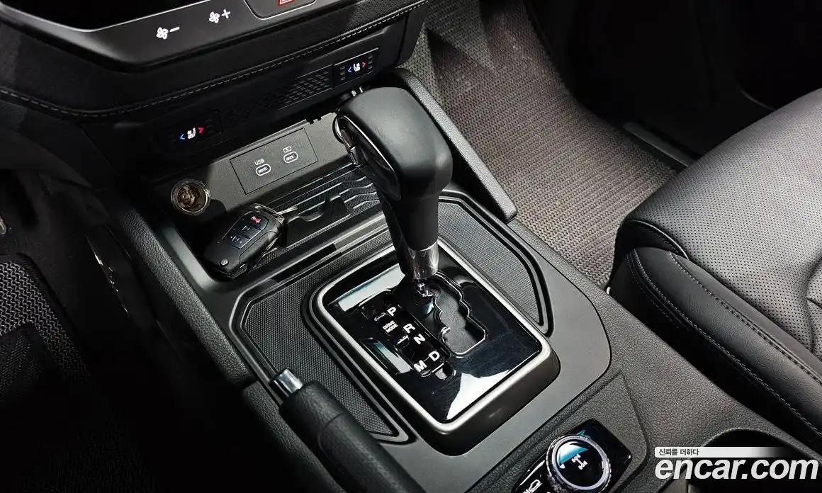 SsangYong Rexton 2024 2.2 Автомат в Москве № 1231930, фото 9