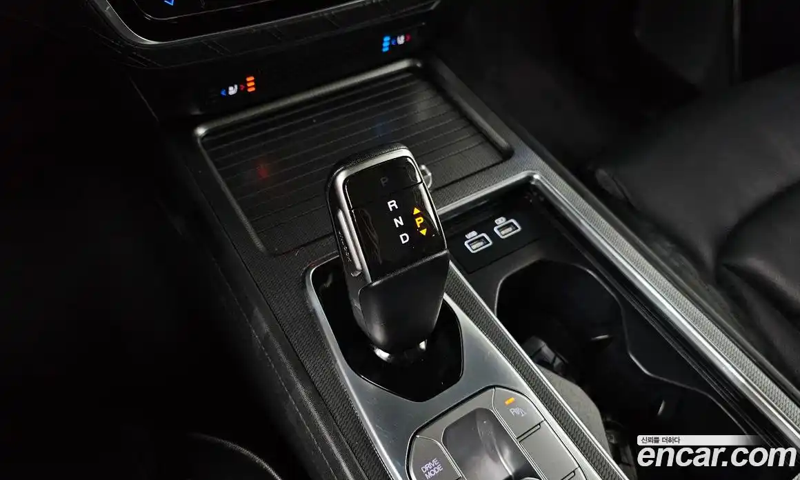 SsangYong Rexton 2021 2.2 Автомат в Москве № 1231935, фото 9