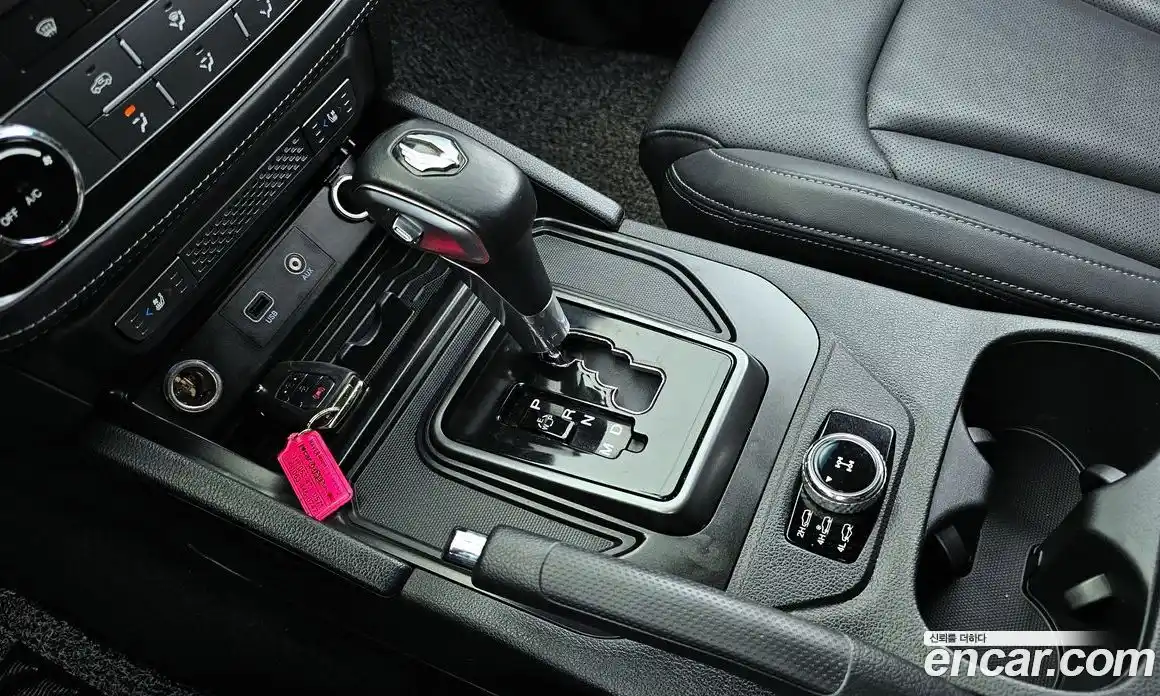 SsangYong Rexton 2019 2.2 Автомат в Москве № 1231991, фото 9