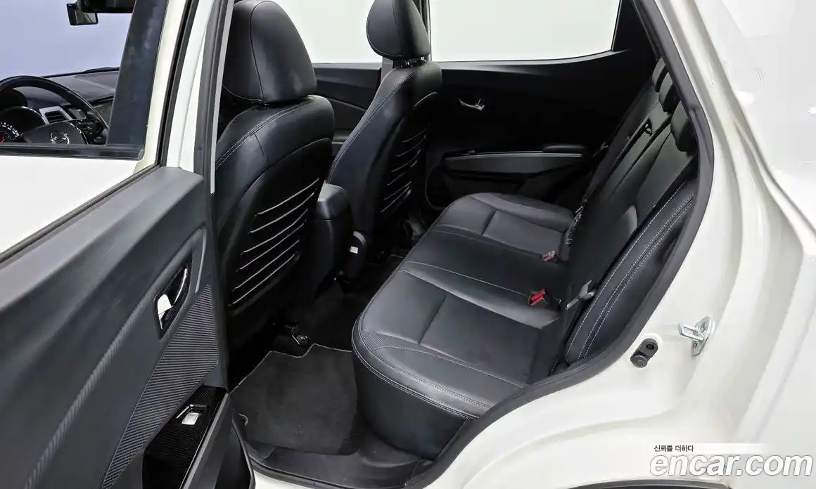 SsangYong TIBOLI 2016 1.6 Автомат в Москве № 1232003, фото 12