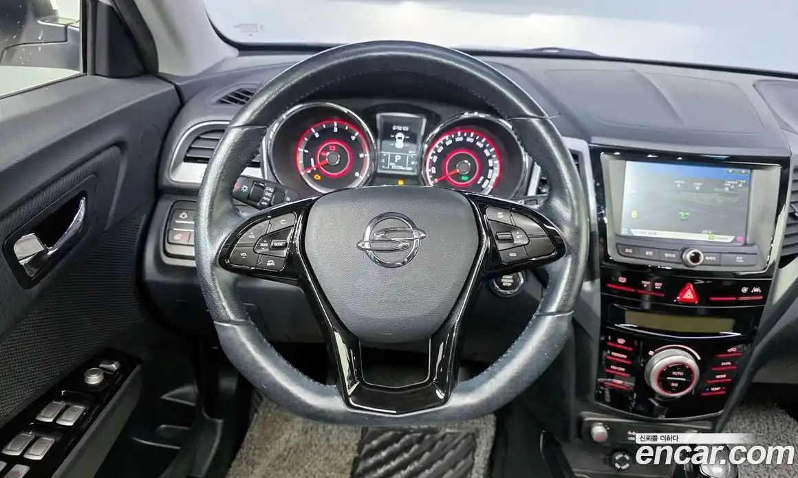 SsangYong TIBOLI 2016 1.6 Автомат в Москве № 1232003, фото 13