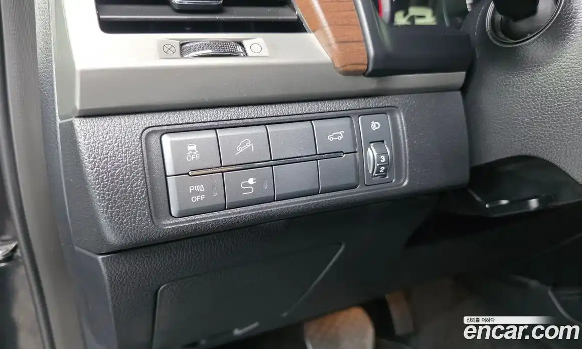 SsangYong Rexton 2018 2.2 Автомат в Москве № 1232019, фото 13