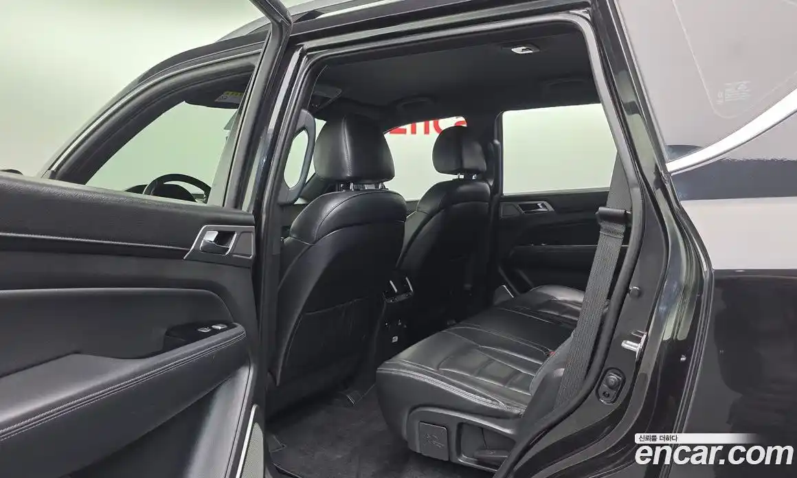 SsangYong Rexton 2018 2.2 Автомат в Москве № 1232019, фото 17