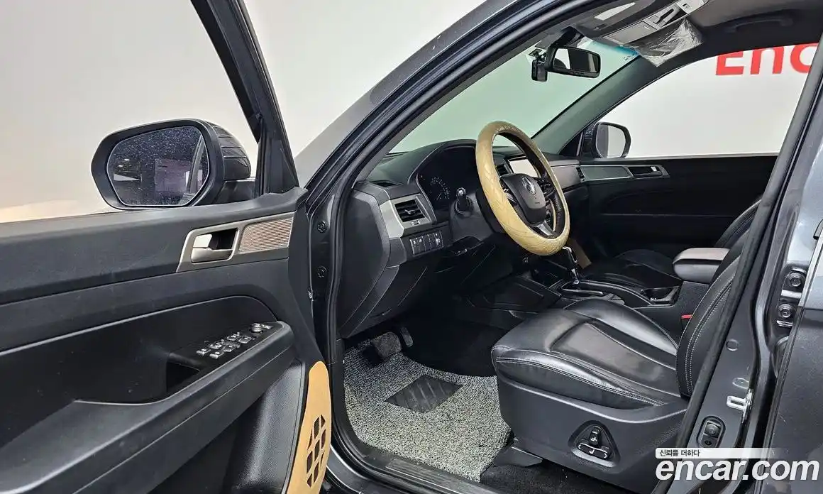 SsangYong Rexton 2018 2.2 Автомат в Москве № 1232022, фото 11