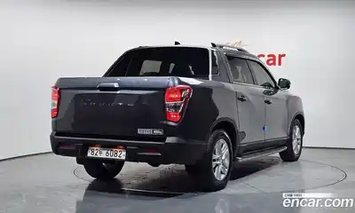 SsangYong Rexton 2018 2.2 Автомат в Москве № 1232022, миниатюра 2