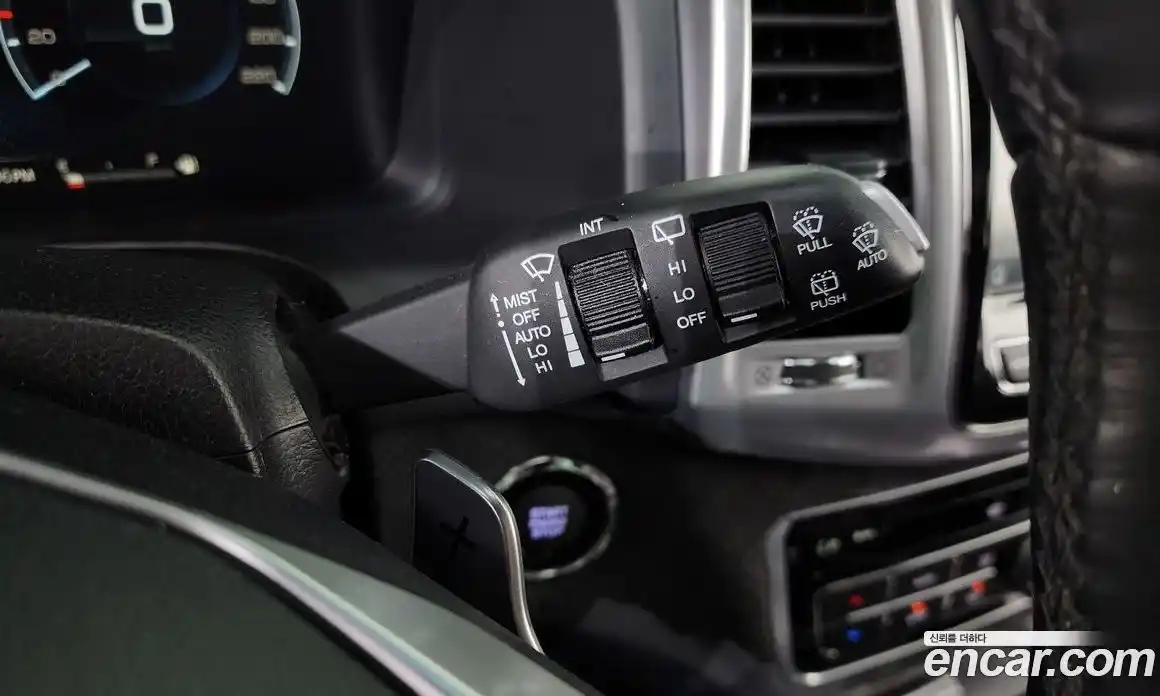 SsangYong Rexton 2020 2.2 Автомат в Москве № 1232130, фото 17