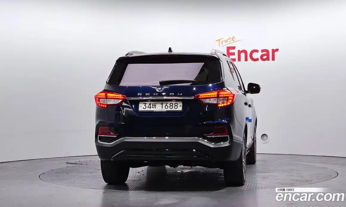 SsangYong Rexton 2018 2.2 Автомат в Москве № 1232193, фото 4