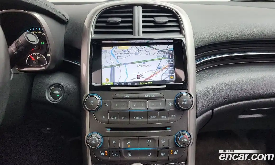 Chevrolet Malibu 2016 2.0 Автомат в Москве № 1232265, фото 15