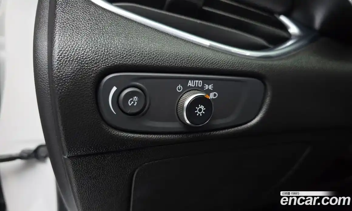 Chevrolet Malibu 2018 2.0 Автомат в Москве № 1232343, фото 14