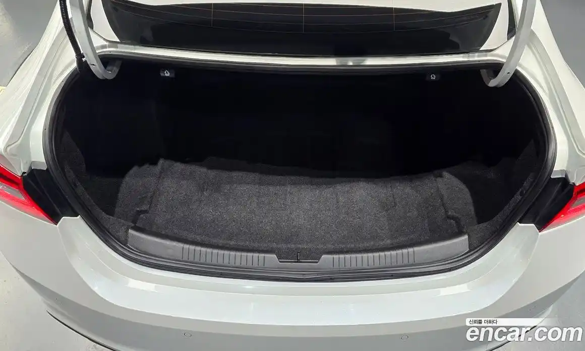 Chevrolet Malibu 2018 2.0 Автомат в Москве № 1232343, фото 20