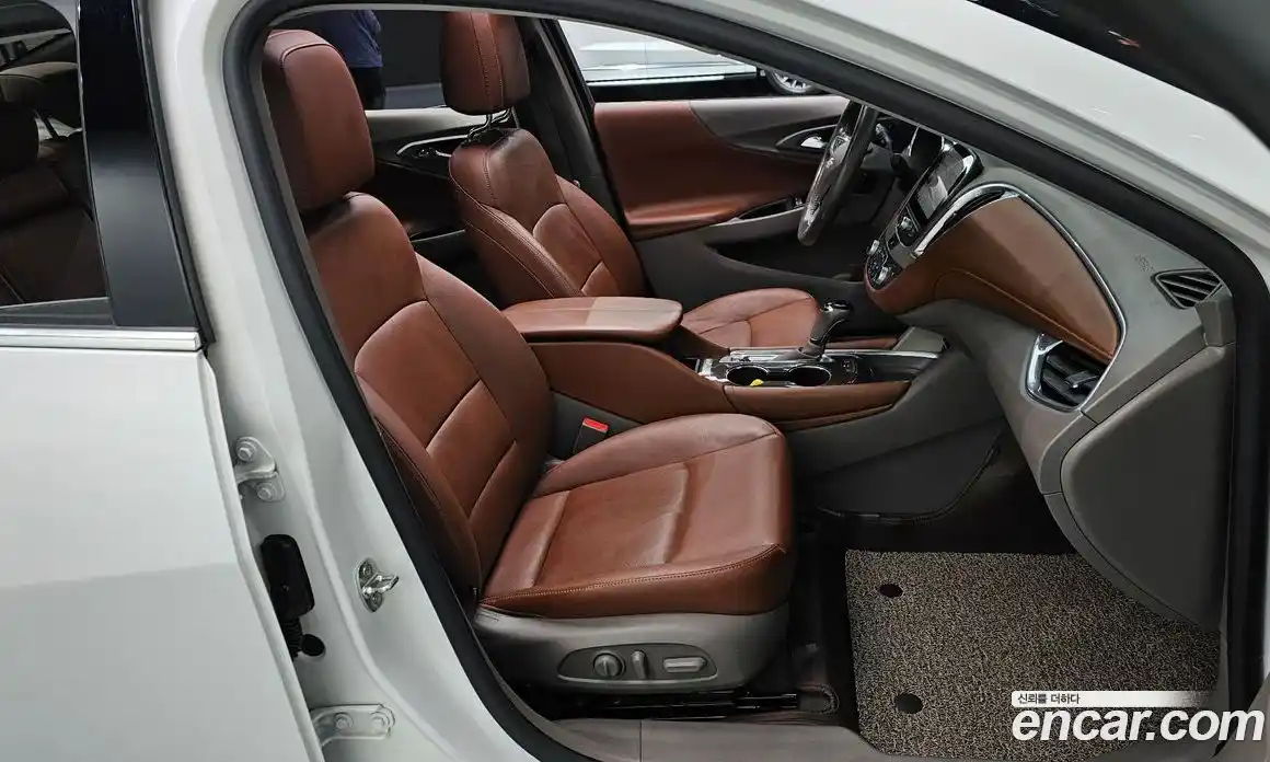 Chevrolet Malibu 2016 1.5 Автомат в Москве № 1232355, фото 10