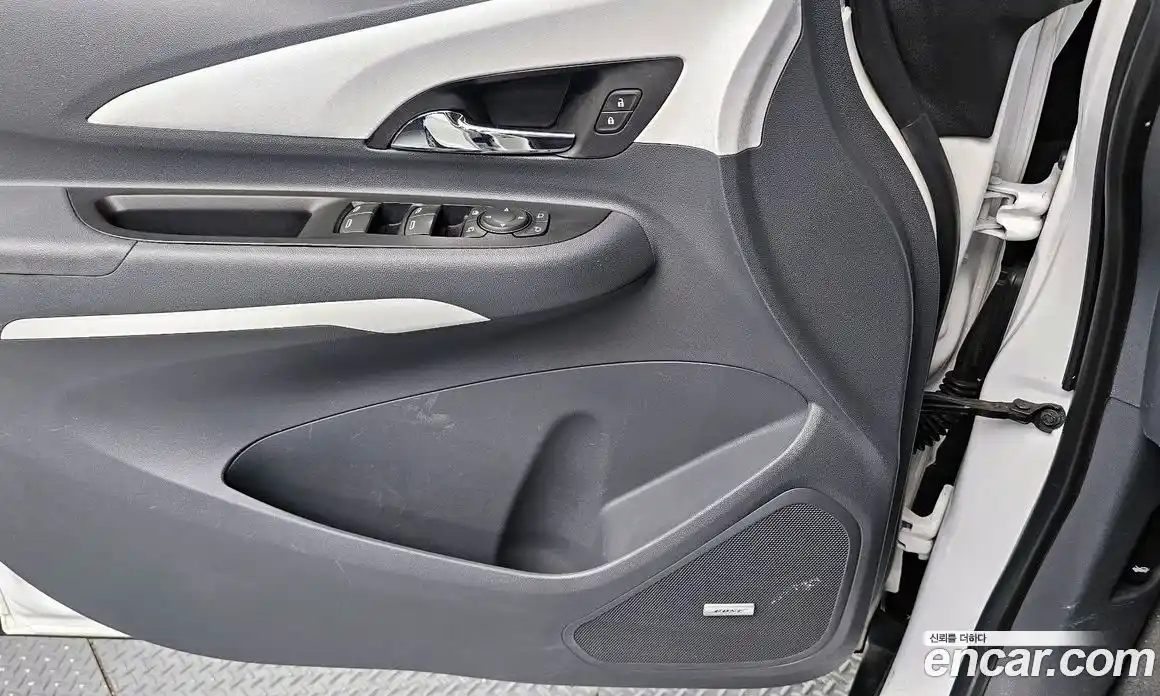 Chevrolet Bolt EV 2019 0.2 Автомат в Москве № 1232406, фото 13