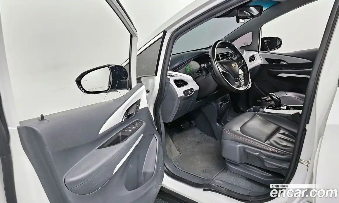 Chevrolet Bolt EV 2019 0.2 Автомат в Москве № 1232406, фото 10