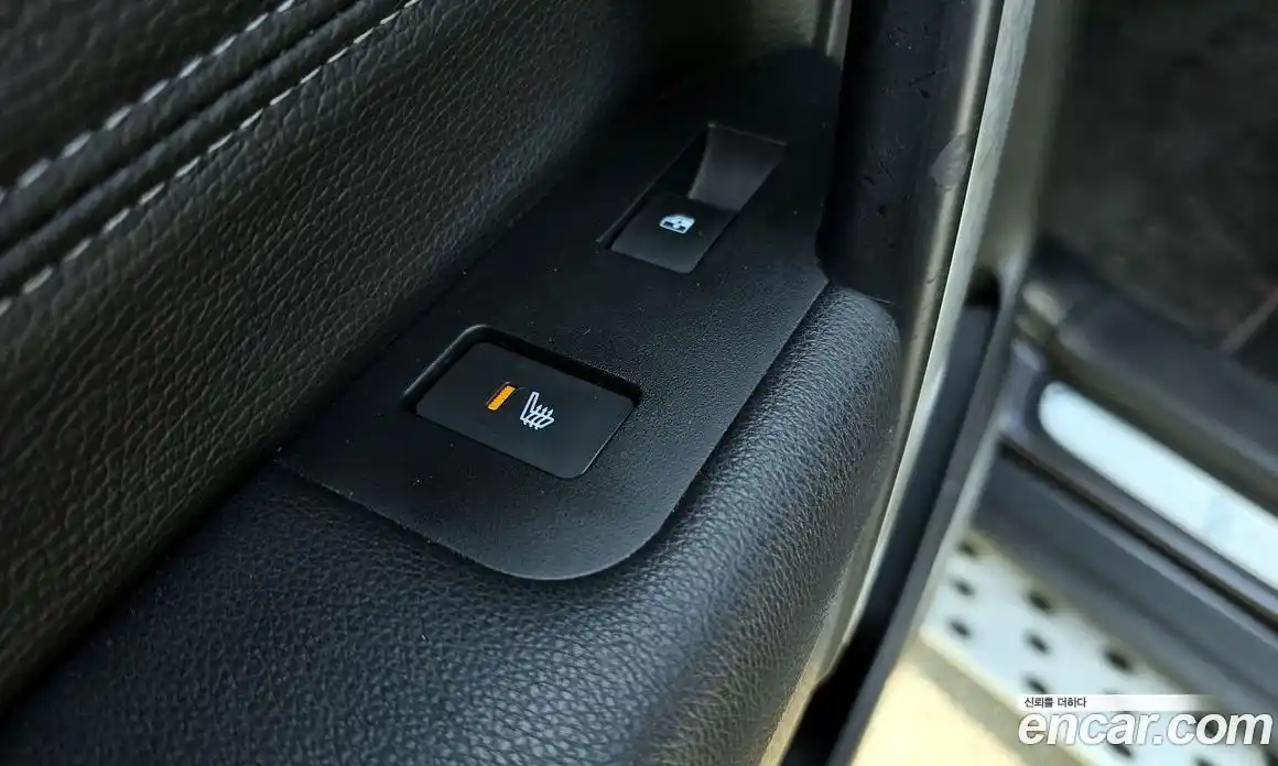 Chevrolet Captiva 2013 2.0 Автомат в Москве № 1232407, фото 17