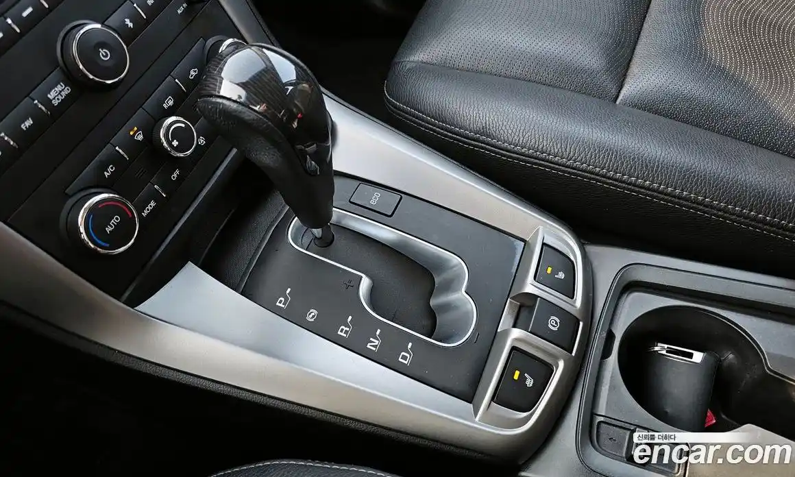 Chevrolet Captiva 2013 2.0 Автомат в Москве № 1232407, фото 9