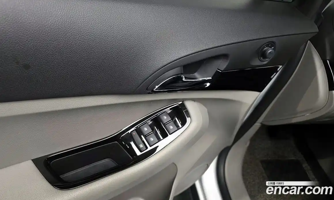 Chevrolet Orlando 2015 2.0 гидро в Москве № 1232546, фото 16