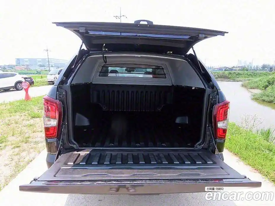 SsangYong Rexton 2021 2.2 Автомат в Москве № 1232654, фото 4