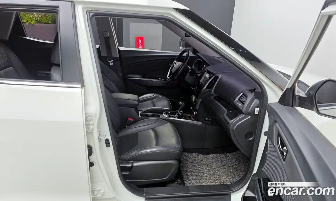 SsangYong TIBOLI 2018 1.6 гидро в Москве № 1232750, фото 11
