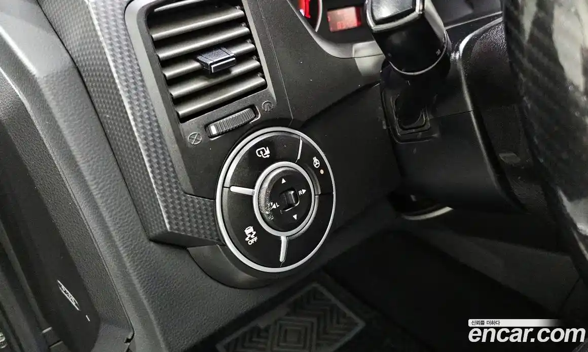 SsangYong Korando 2015 2.0 гидро в Москве № 1232864, фото 16