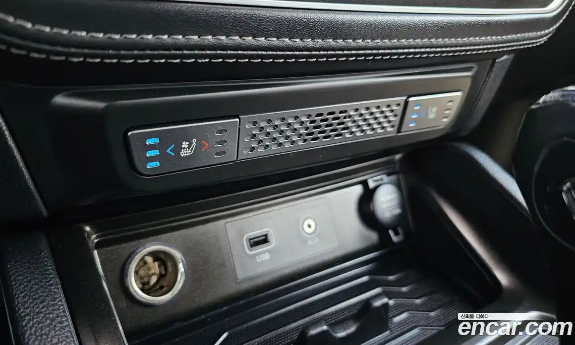 SsangYong Rexton 2018 2.2 Автомат в Москве № 1232868, фото 19