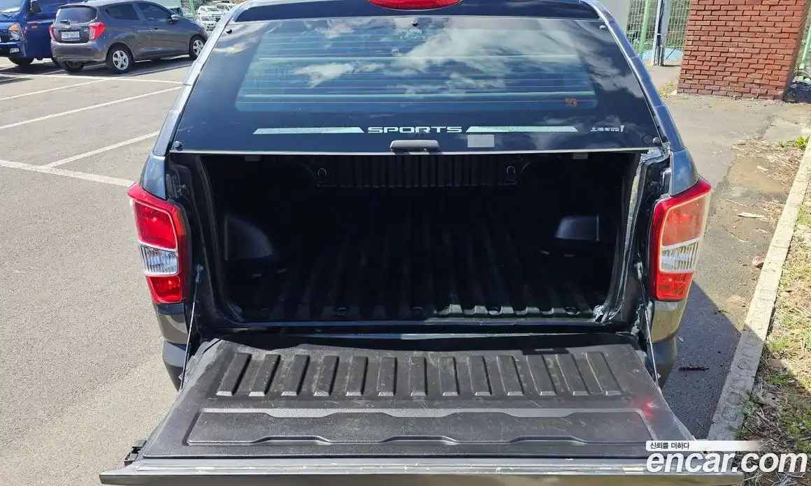 SsangYong Rexton 2018 2.2 Автомат в Москве № 1232868, фото 20