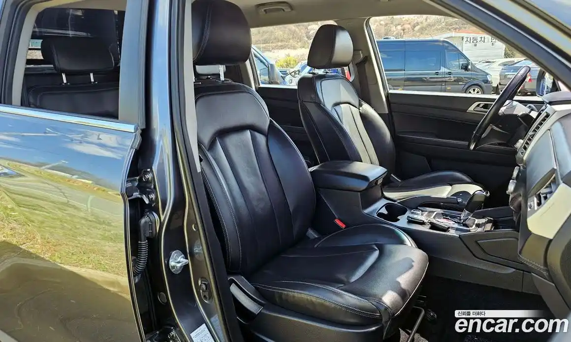 SsangYong Rexton 2018 2.2 Автомат в Москве № 1232868, фото 10