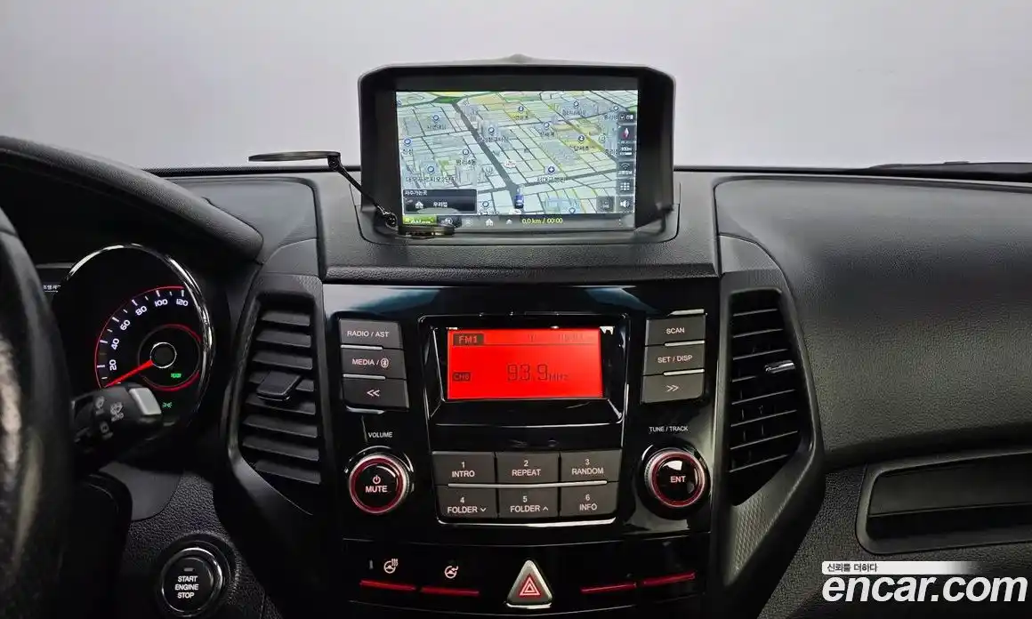 SsangYong TIBOLI 2018 1.6 гидро, фото 15