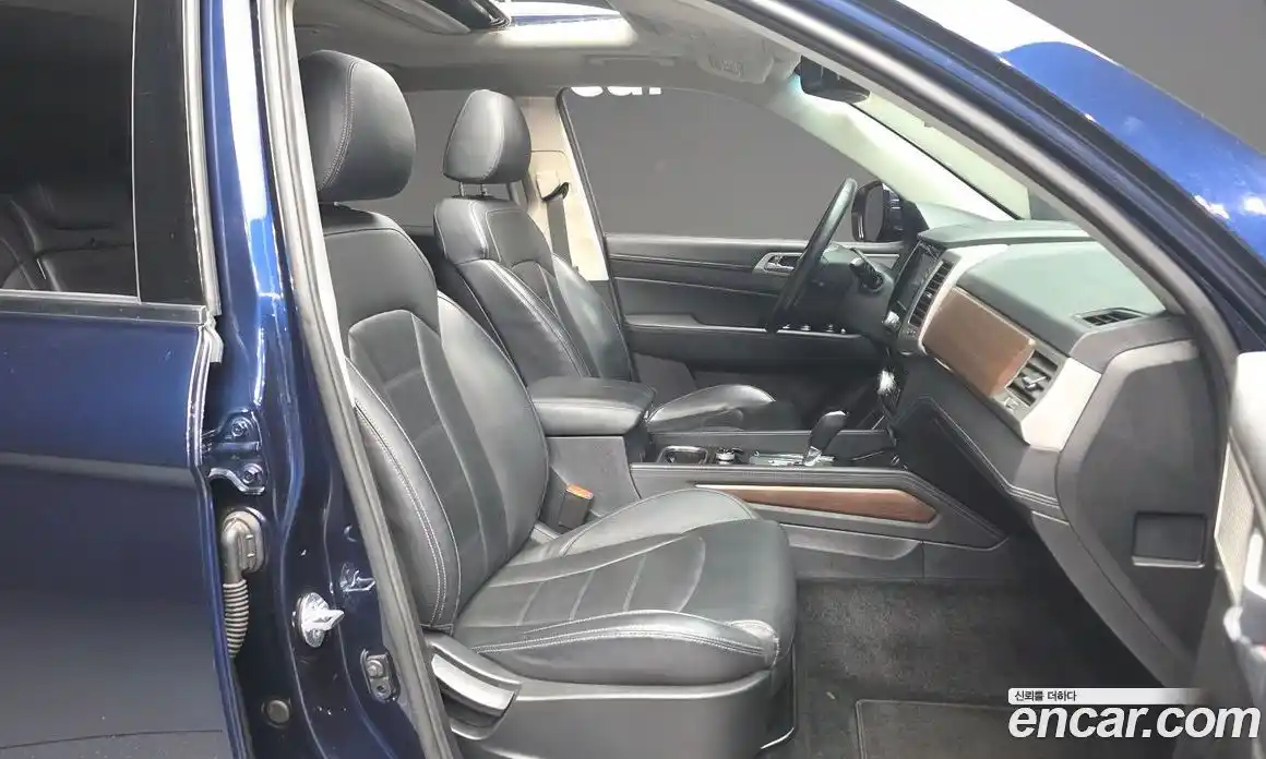 SsangYong Rexton 2017 2.2 Автомат в Москве № 1233003, фото 11