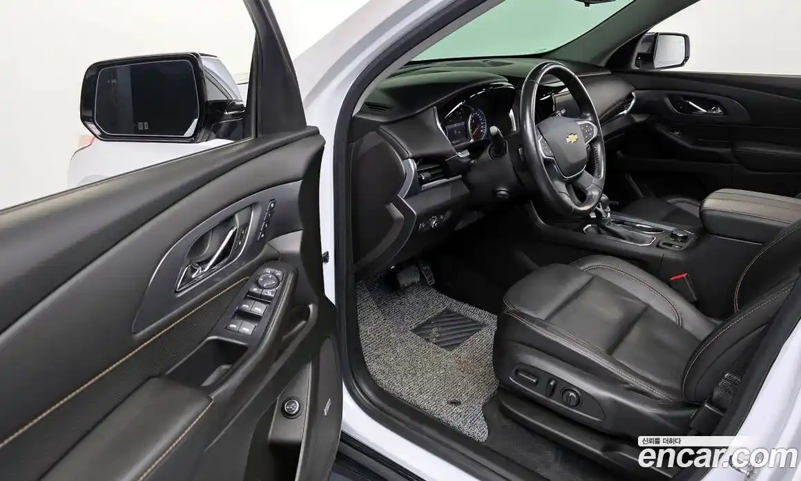 Chevrolet Traverse 2021 3.6 Автомат в Москве № 1233228, фото 10