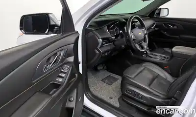 Chevrolet Traverse 2021 3.6 Автомат в Москве № 1233228, миниатюра 10