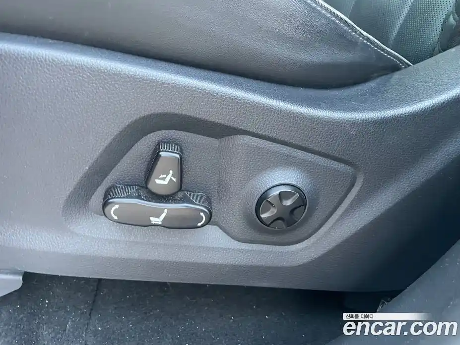 SsangYong Rexton 2021 2.2 Автомат в Москве № 1233346, фото 17