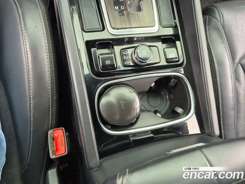 SsangYong Rexton 2017 2.2 Автомат в Москве № 1233428, фото 11