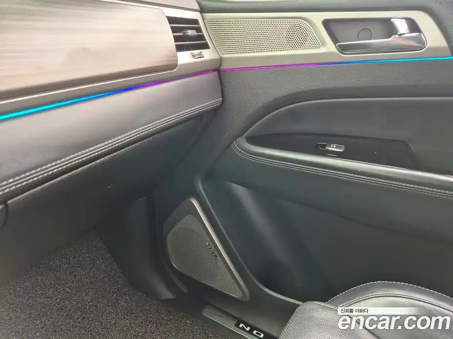 SsangYong Rexton 2017 2.2 Автомат в Москве № 1233428, фото 12