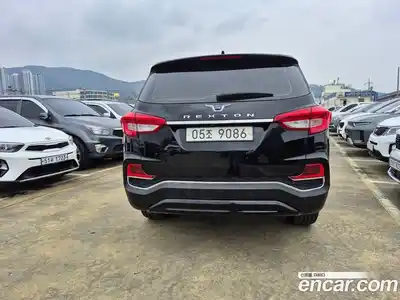 SsangYong Rexton 2017 2.2 Автомат в Москве № 1233428, миниатюра 6