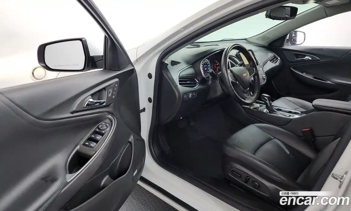 Chevrolet Malibu 2021 2.0 Автомат в Москве № 1233861, фото 10