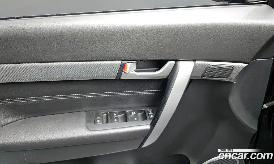 Chevrolet Captiva 2016 2.0 Автомат в Москве № 1233888, фото 17