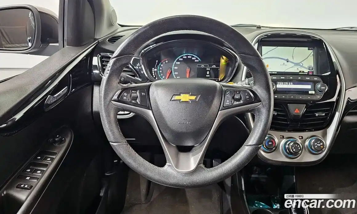 Chevrolet Spark 2017 1.0 гидро в Москве № 1233905, фото 13