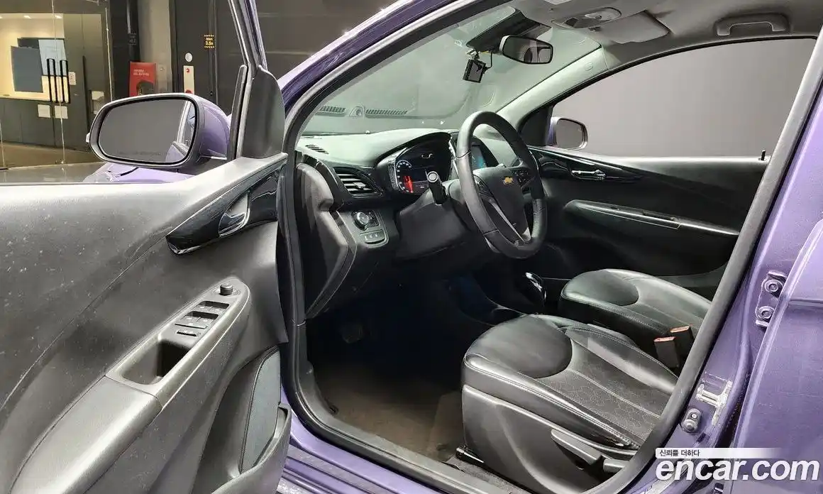 Chevrolet Spark 2016 1.0 гидро в Москве, фото 11