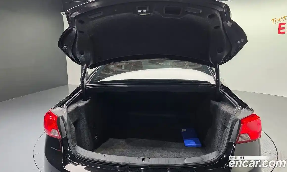 Chevrolet Impala 2017 2.5 Автомат в Москве № 1233957, фото 20