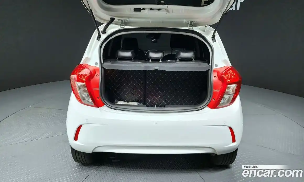 Chevrolet Spark 2016 1.0 гидро в Москве, фото 20