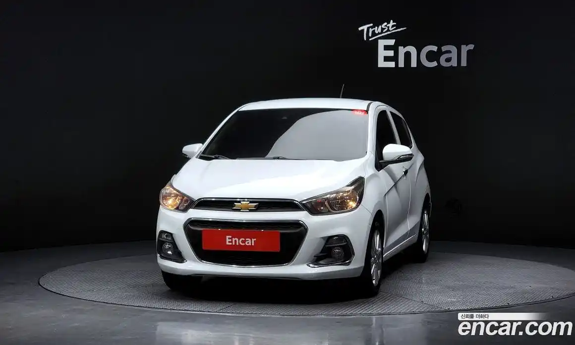 Chevrolet Spark 2016 1.0 гидро в Москве, фото 3