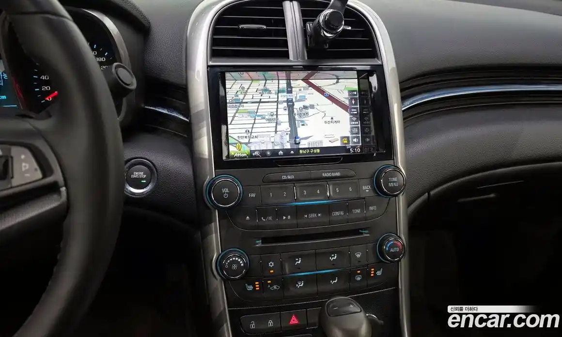 Chevrolet Malibu 2015 2.0 Автомат в Москве № 1234109, фото 17