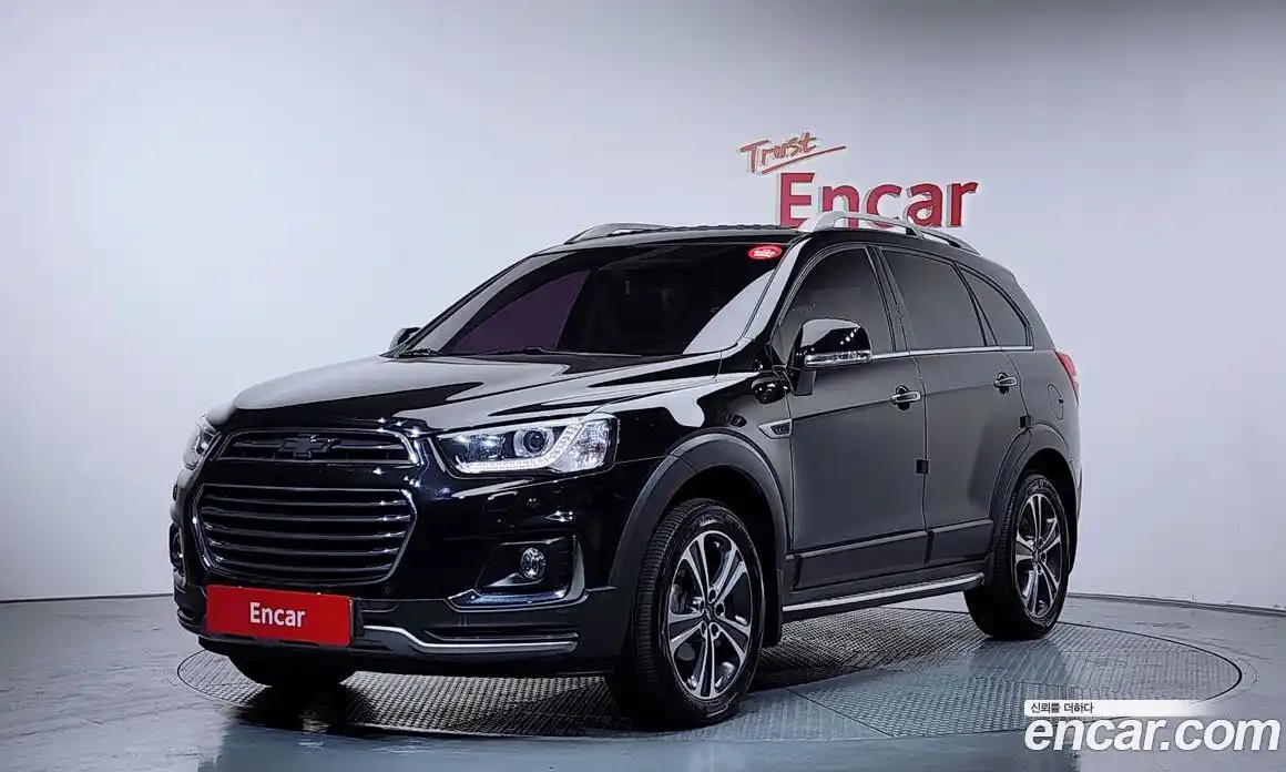 Chevrolet Captiva 2018 2.0 Автомат в Москве № 1234126, фото 1